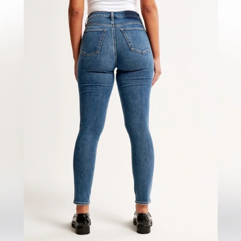 Abercrombie Curve Love High Rise Super Skinny Ankle Jean MEDIUM DESTROY, 31 LONG - Picture 5 of 16
